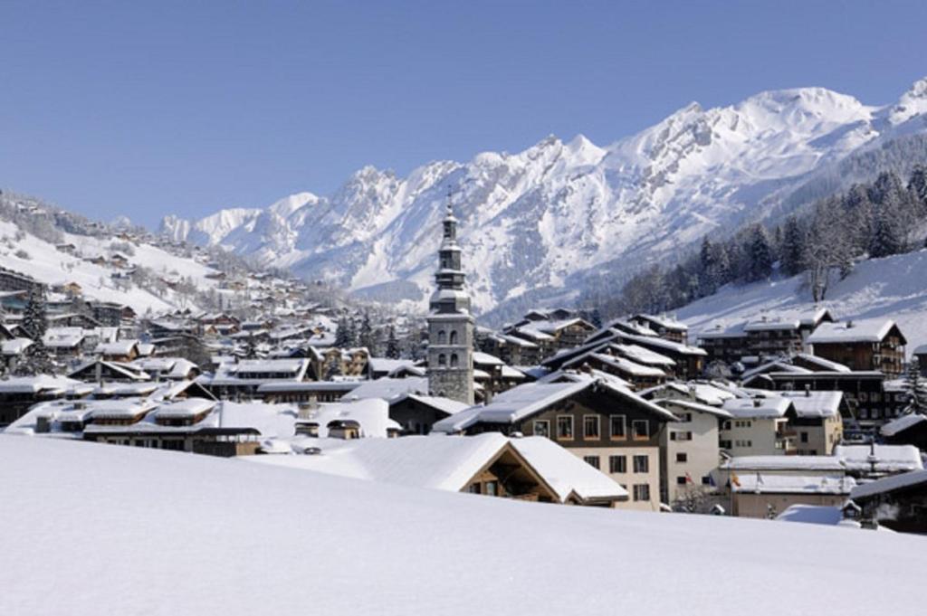 Hotel La Montagne La Clusaz Værelse billede