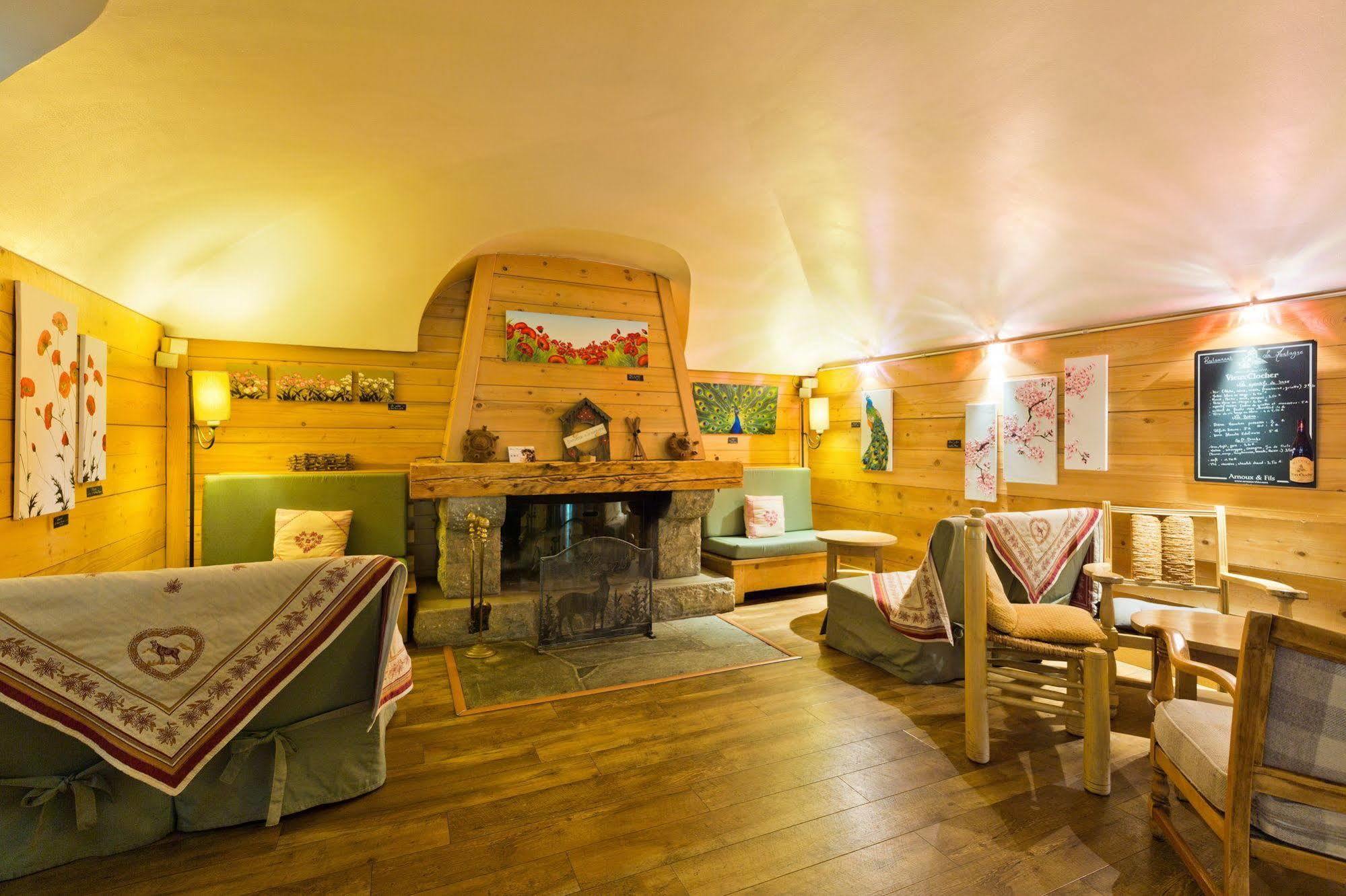 Hotel La Montagne La Clusaz Eksteriør billede